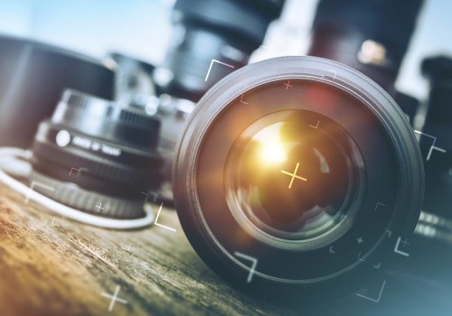The Ultimate Guide to Zoom Lenses: Everything You Need to Know