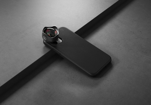 Point and Shoot vs Smartphone: Which is the Best Camera for You?