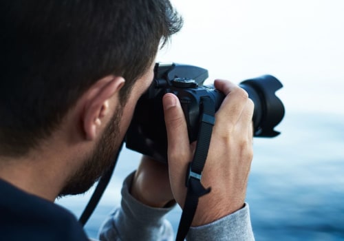 Professional Mirrorless Cameras: A Comprehensive Overview
